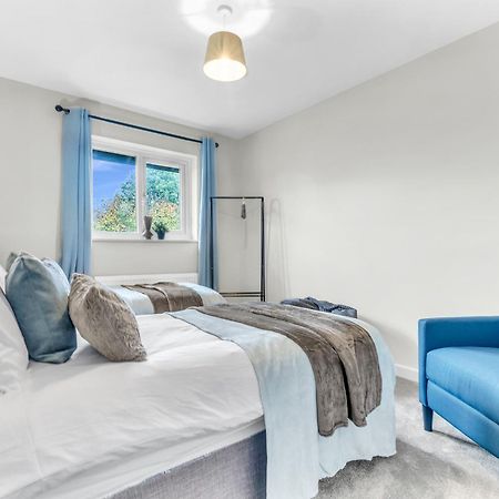 Mk 2-Bedroom Contractor'S Gem, 5 Beds, Sleeps 6, Free Parking Milton Keynes Buitenkant foto